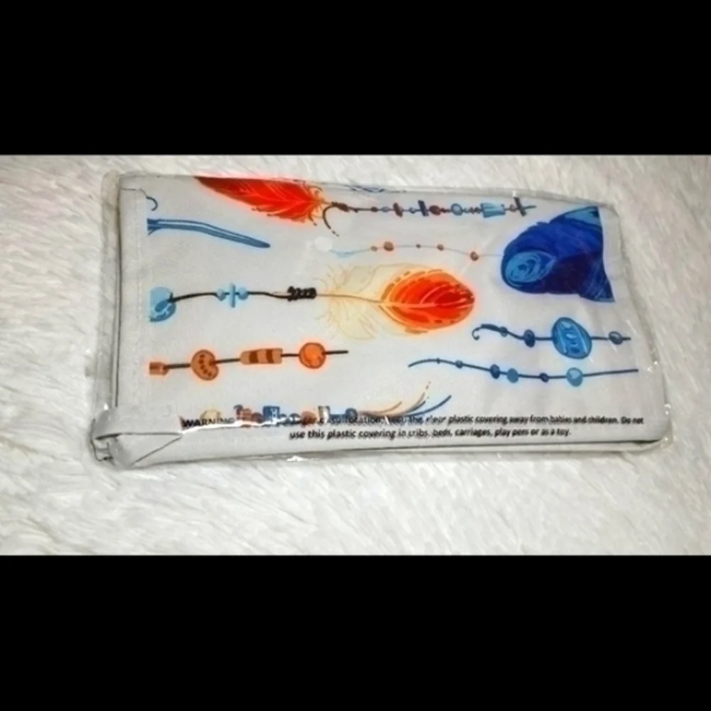 🛍Vintage Running Strong Feather Print Pouch